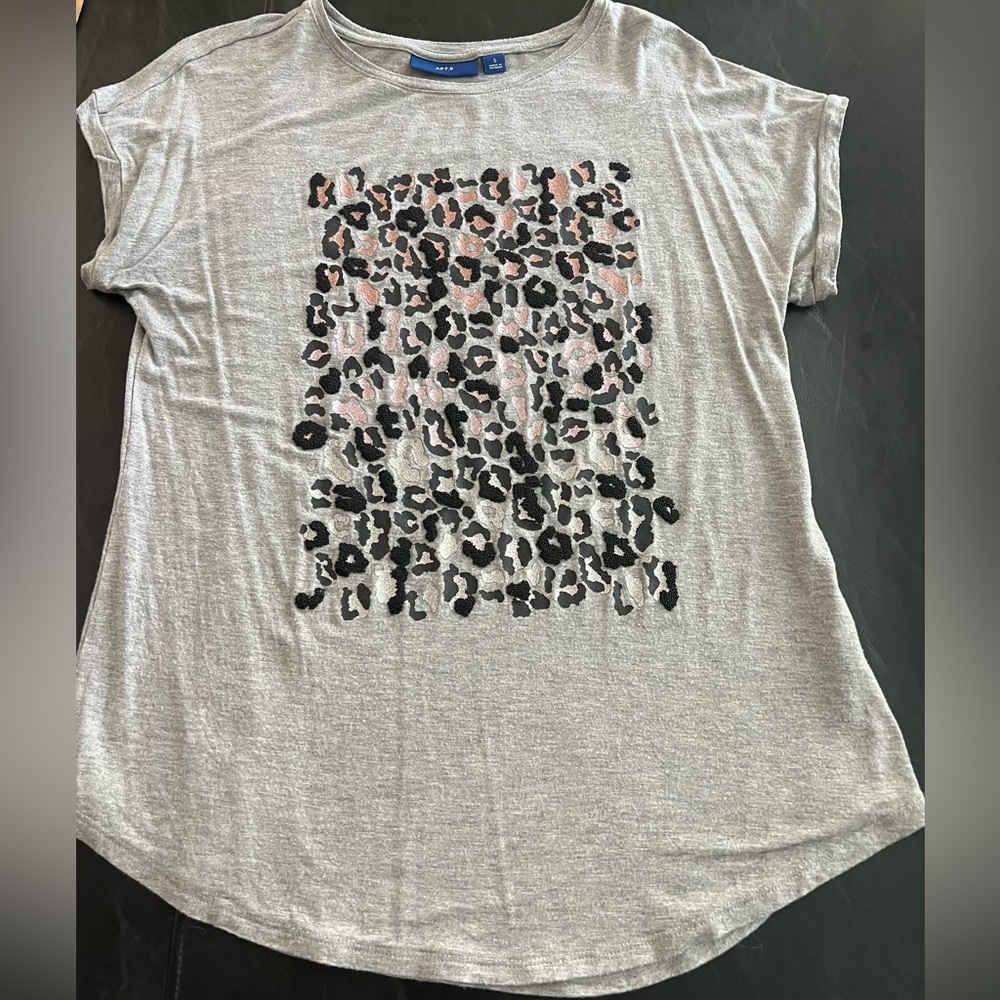 Women’s Apt.9 Cheetah Print T-Shirt Size Small